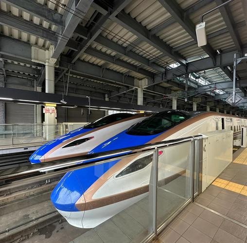 北陸新幹線有廁所嗎