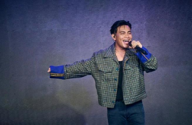 邱軍是基隆人嗎