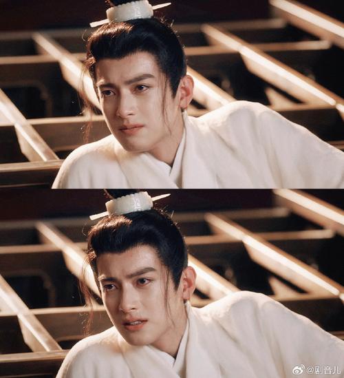 蘇容卿也重生嗎