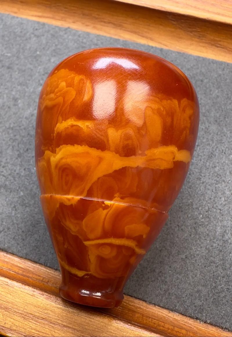 琥珀蜜蠟五行屬什麼深入解析:揭開琥珀蜜蠟與五行相生相剋的奧秘,掌握能量平衡之道 1 琥珀蜜蠟五行屬什麼