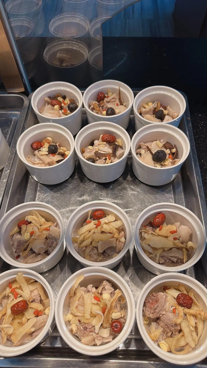 蒜頭雞湯要加什麼