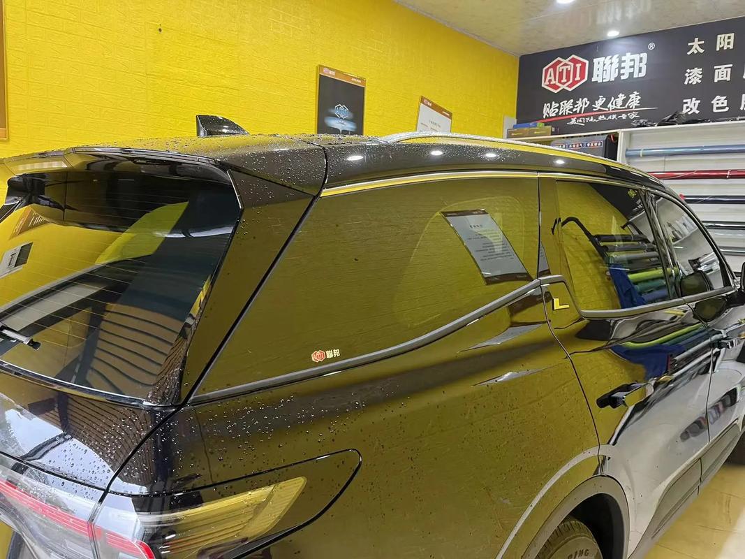 汽車隔熱紙貼一台多少錢