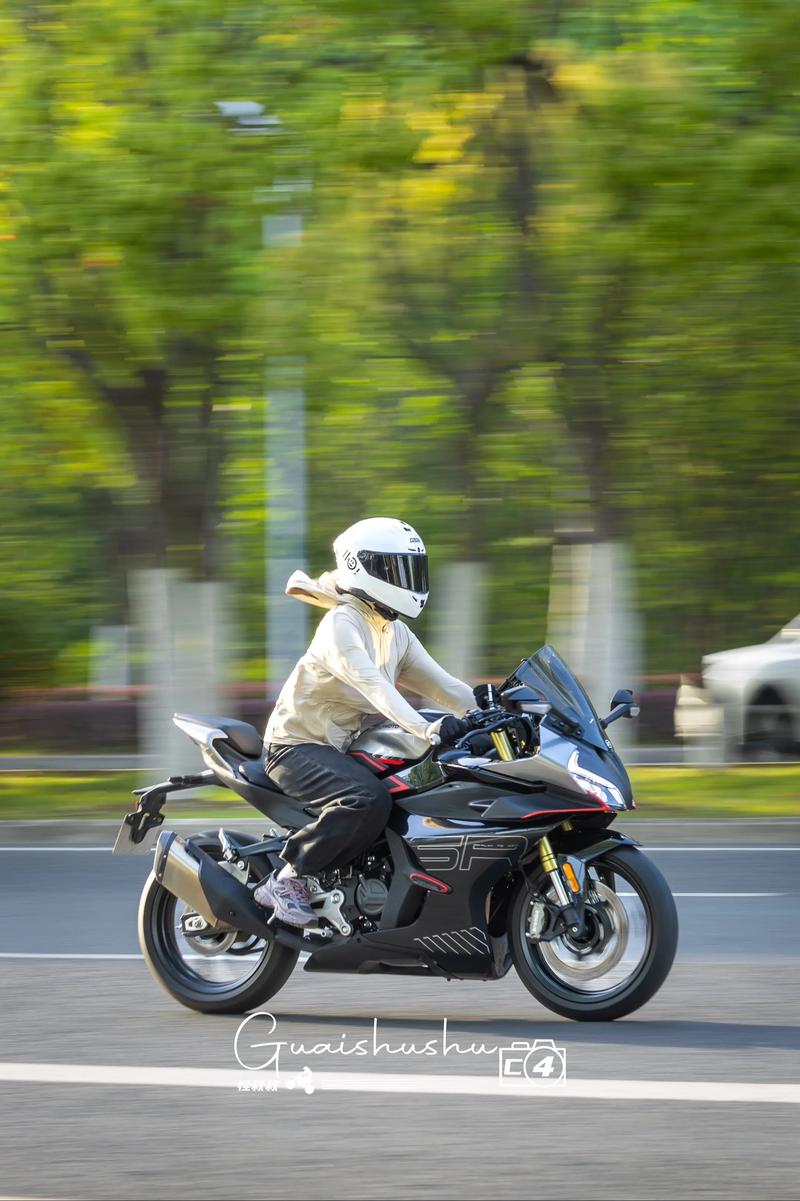 機車可以上新北環快嗎:最新規定、路段解析與安全行駛注意事項 1 機車可以上新北環快嗎