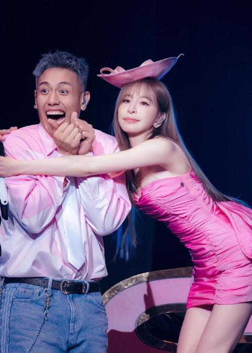 王心凌跟誰交往過:盤點甜心教主的歷任情史與戀愛觀 1 王心凌跟誰交往過