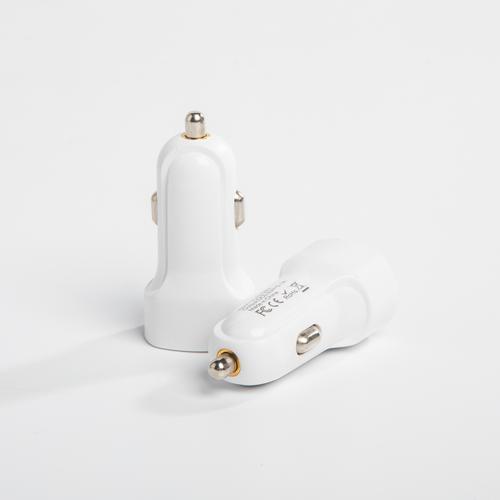 車充推薦開車族必備!2024年選購指南,讓您的裝置隨時電力滿格! 3 車充推薦