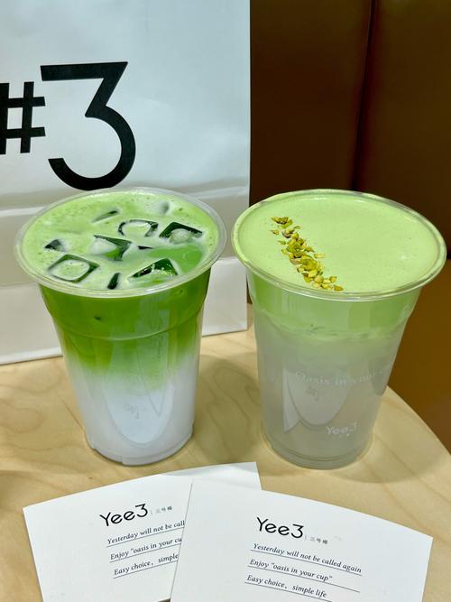 Yeezy是誰的解密潮流神話:從Kanye West到Adidas的品牌歸屬與未來走向 1 Yeezy是誰的