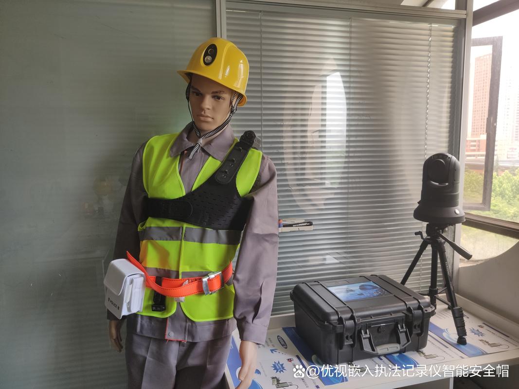 安全帽可以裝行車記錄器嗎?全方位解析與選購安裝指南 1 安全帽可以裝行車記錄器嗎