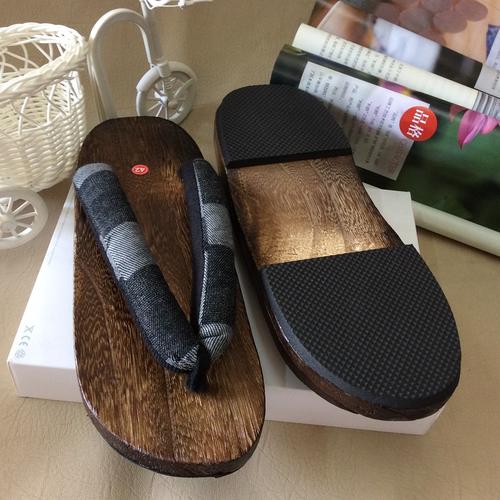 獨木舟穿什麼鞋