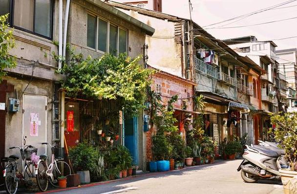 台北10月會冷嗎