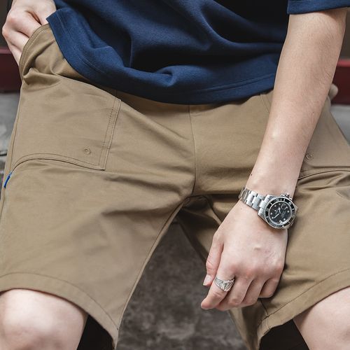 埃及男生可以穿短褲嗎:埃及文化、習俗與穿著指南 1 埃及男生可以穿短褲嗎