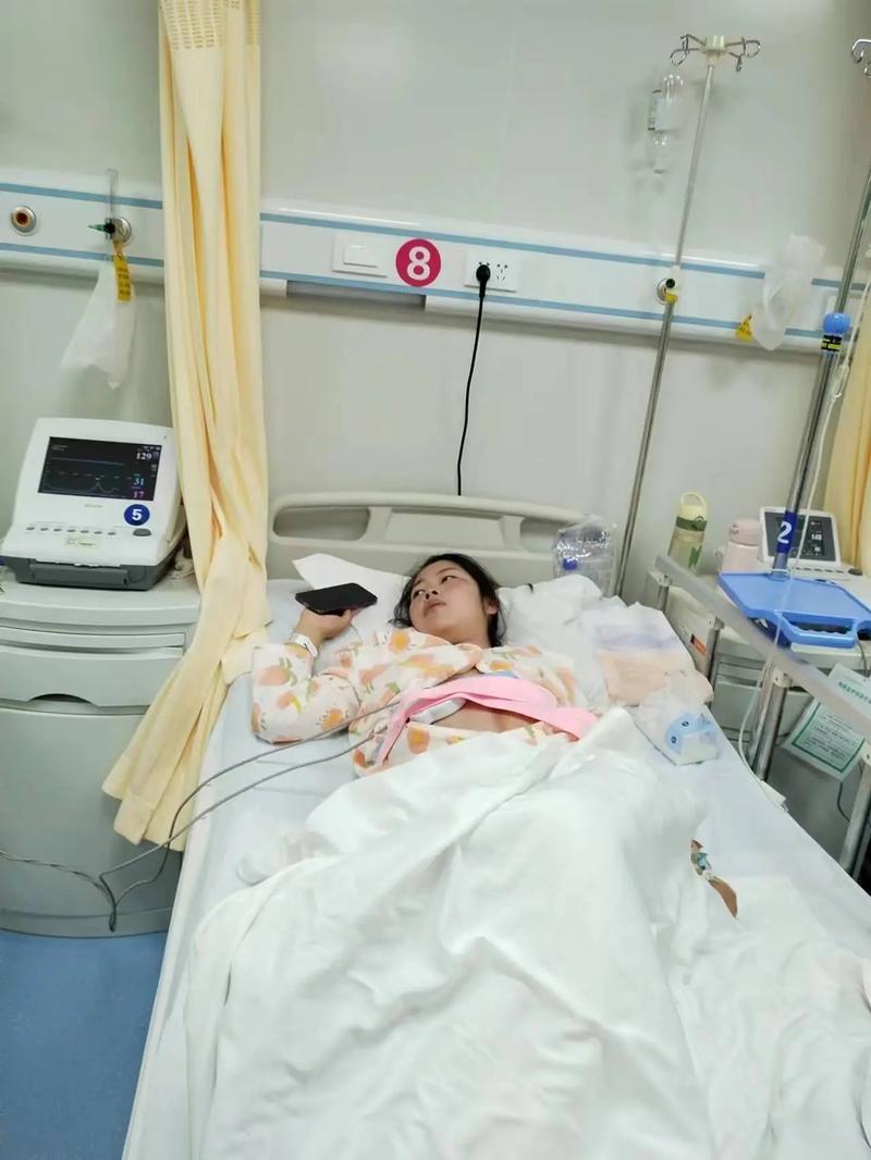 產房可以拍照嗎:生產紀錄的重要時刻,如何智慧捕捉與尊重? 3 產房可以拍照嗎