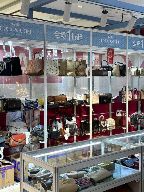 中友百貨逛什麼