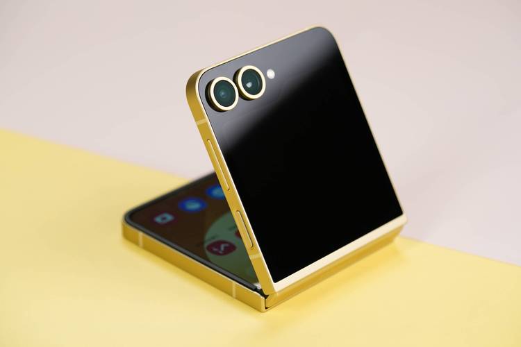 Samsung z flip 6 有eSIM嗎:深入解析其雙卡功能、啟用指南與應用效益 1 Samsung z flip 6 有eSIM嗎