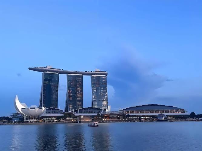 新加坡為什麼那麼貴