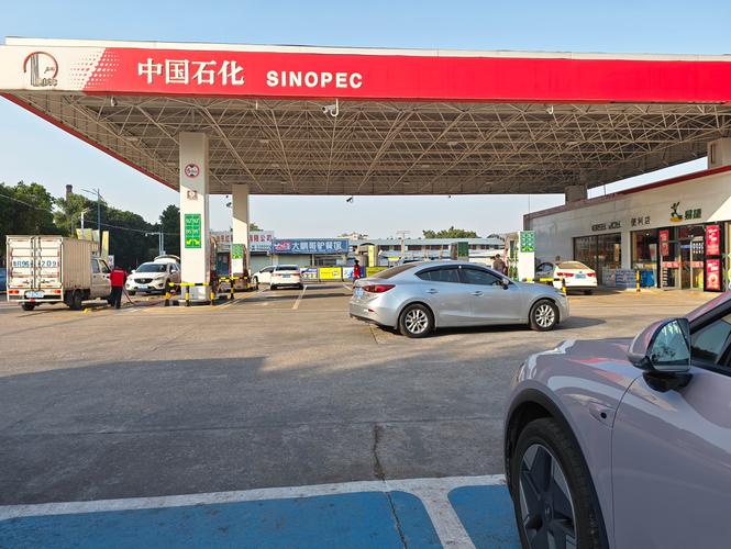 加油站能接電嗎