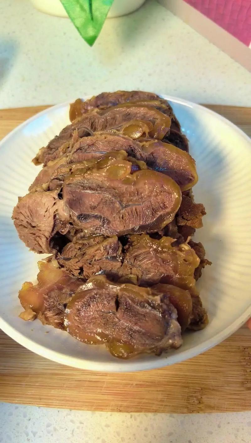 牛肉豬肉可以一起滷嗎