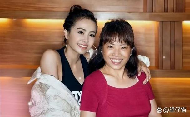 蔡依林媽媽幾歲