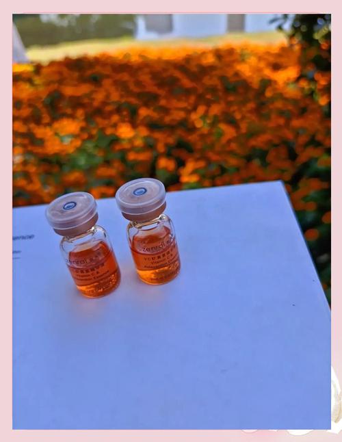 小橘瓶怎麼用:完整指南與高效保養秘訣,解鎖肌膚透亮光采! 1 小橘瓶怎麼用