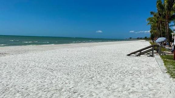 墾丁凱撒有沙灘嗎