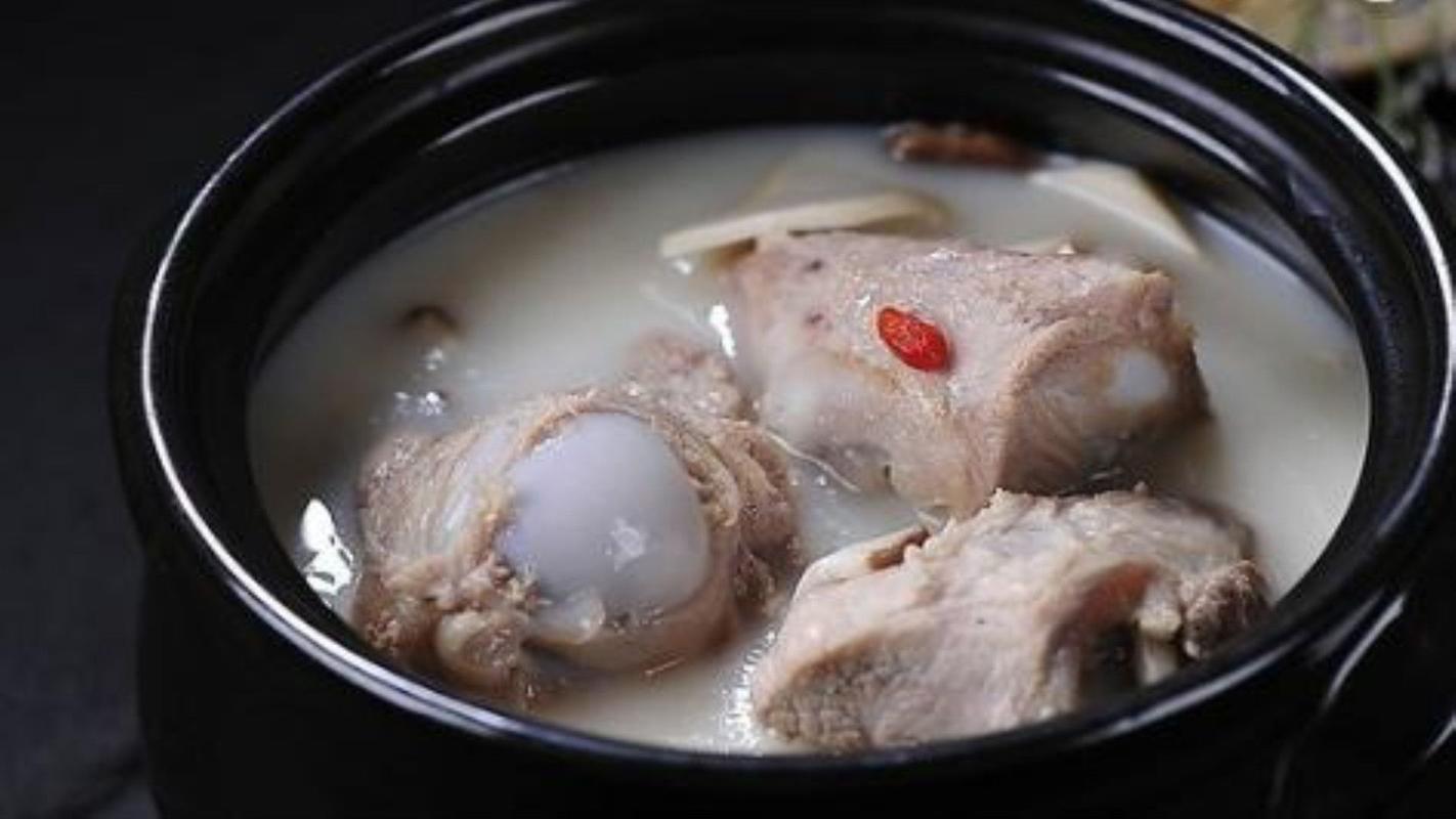 大骨湯要加薑嗎