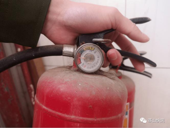 滅火器壓力過大