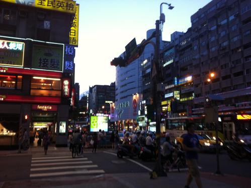 忠孝東路四段是什麼里