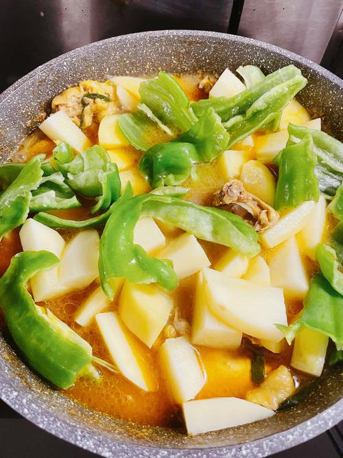 煮咖哩 馬鈴薯要泡水嗎