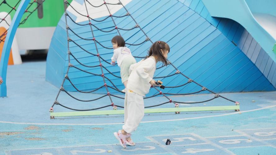 跳格子訓練小朋友什麼