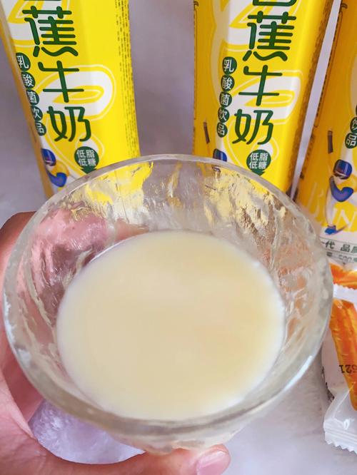 香蕉可以配鮮奶嗎