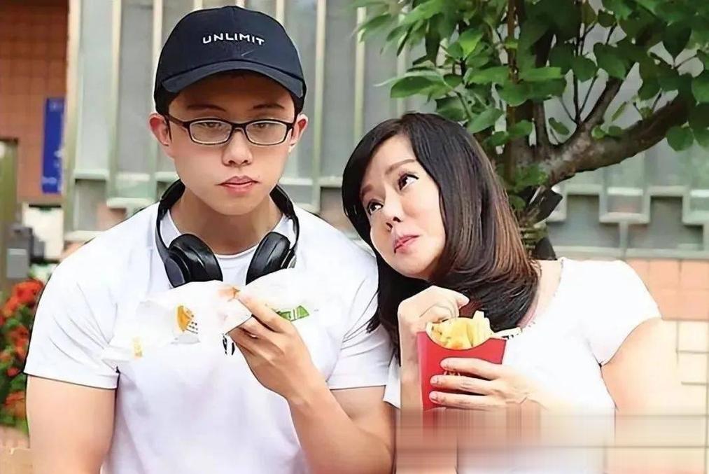 狄鶯的姐姐是誰 - 狄玫的演藝生涯、姐妹情深與獨特地位解析 1 狄鶯的姐姐是誰