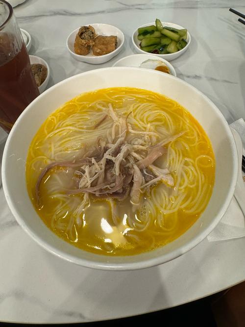 黑雞牌雞絲麵是素食嗎