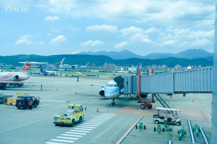 清泉崗 哪裡 可以 看飛機