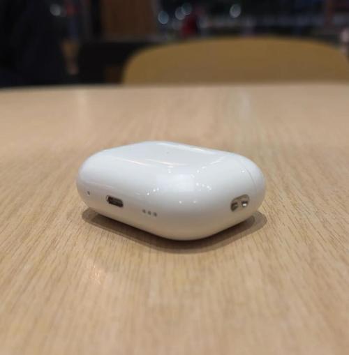 AirPods 可以一次連兩個嗎