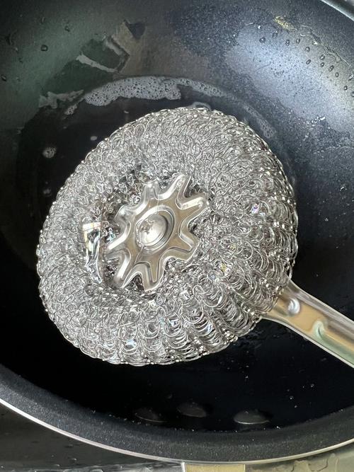 不鏽鋼鍋可以用鋼刷嗎