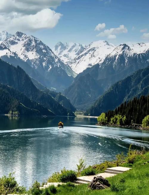 北疆何時最美:探索新疆最迷人的四季風光與最佳旅行時間 1 北疆何時最美