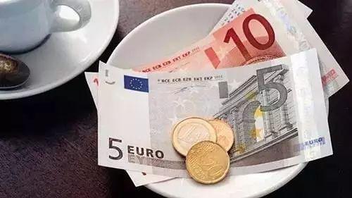 德國計程車要給小費嗎:深度解析德國計程車小費文化與支付指南 1 德國計程車要給小費嗎