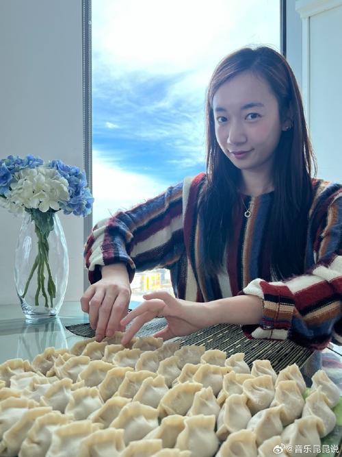 為什麼吳卓源是鄉民老婆