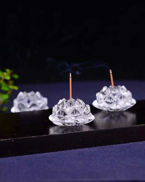 淨化水晶用什麼香