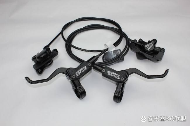 腳踏車煞車要先煞哪邊