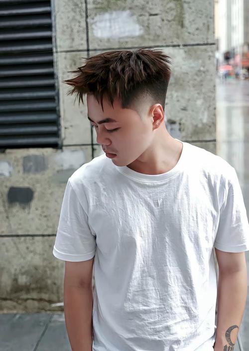 男生多久剪一次頭