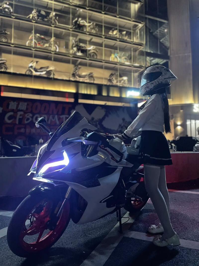 春風女朋友是誰