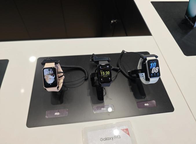 Galaxy Fit3可以戴著洗澡嗎