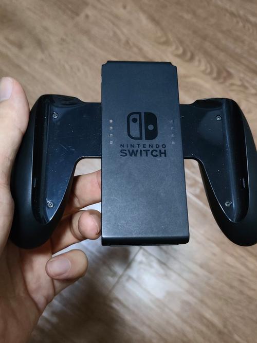 switch r鍵在哪