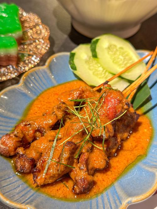 印尼為何不吃豬肉:深度解析印尼穆斯林飲食禁忌與文化 1 印尼為何不吃豬肉