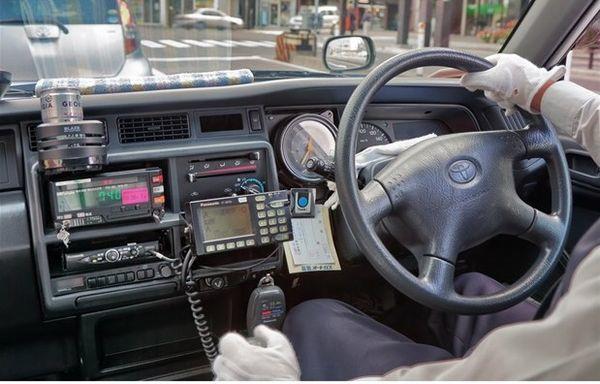 東西掉在計程車上怎麼辦