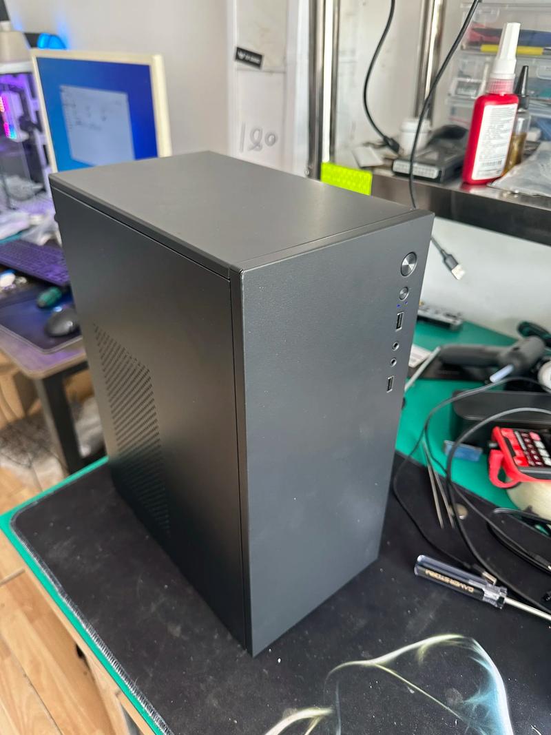 i3-8100有內顯嗎
