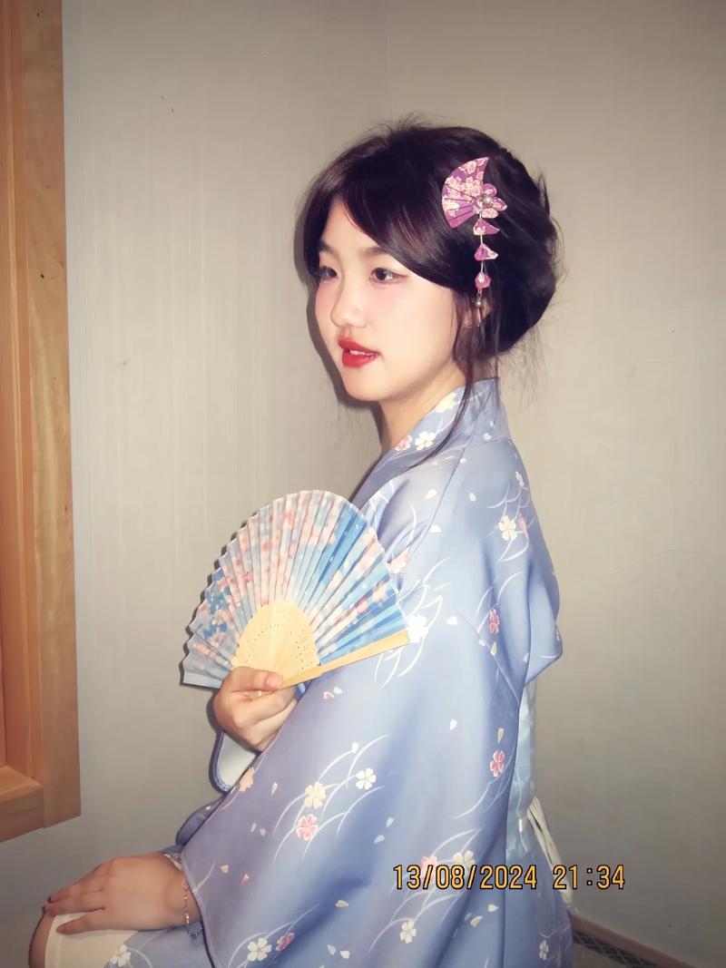 梨花和服會中文嗎