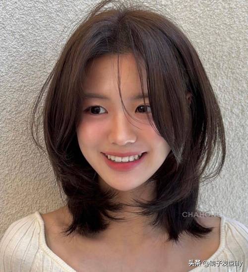半長不短的頭髮