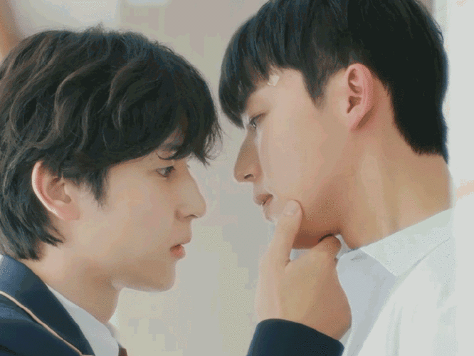 當我的指尖碰到你的溫度時