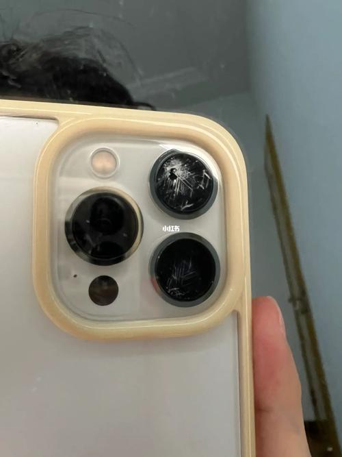 iPhone鏡頭裂掉會怎樣